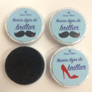 detalle invitado limpia zapatos