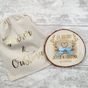 Porta Alianzas Tronco de Madera Grabada